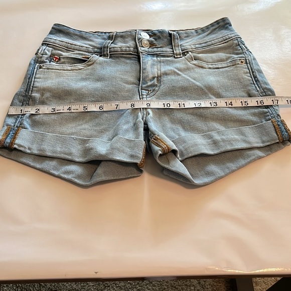 Hudson Jeans Ruby Short Mid Rise Size 26 - Picture 5 of 16